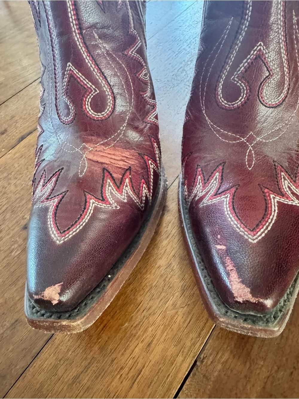 Ariat Red Burgundy Western Ankle Boots with White Stitching - Picture 4 of 9